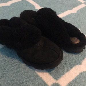 Black Ugg slippers
